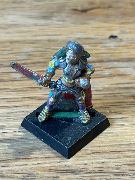 Warhammer fantasy F5 paladins Lady Zoneleigh bretonnian (her sword has worn down a bit)