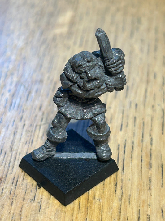 LOTR metal ME35 BEORN man FORM 1980s Citadel Middle Earth Games Workshop (broken weapon)