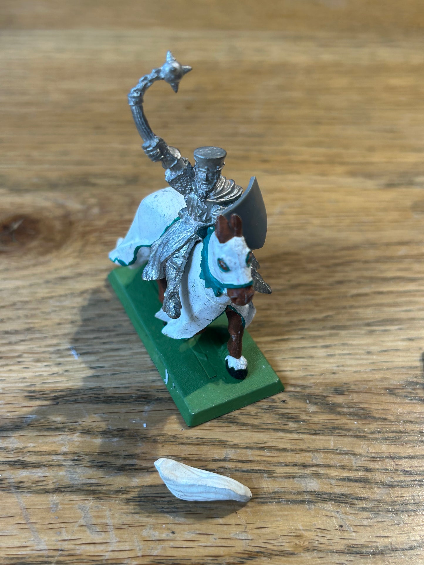 Warhammer Baron Odo D'outremer Bretonnia Questing Knight Metal (no original shield)