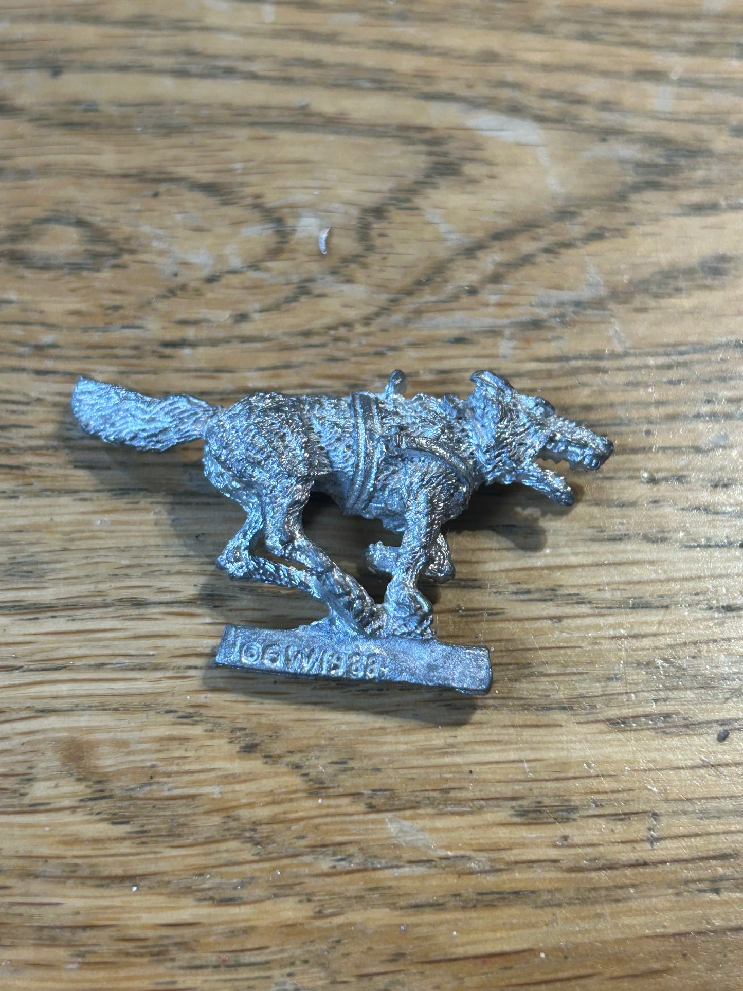 Warhammer fantasy goblin MD9 war chariot wolf