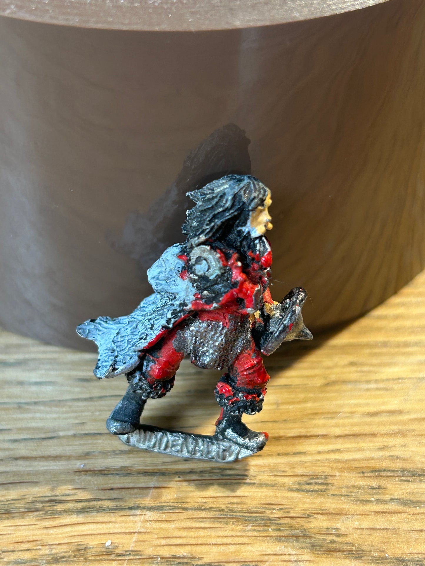 Warhammer Mordheim Middenheimer Captain metal miniature (missing the arm that needed gluing in so not broken, just incomplete)