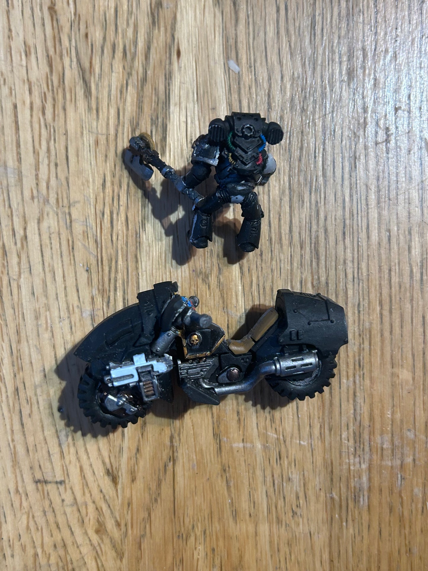 Warhammer 40k space marine outrider bike forge world