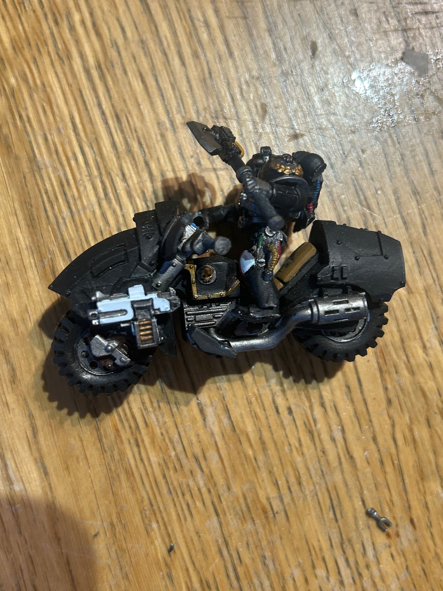 Warhammer 40k space marine outrider bike forge world