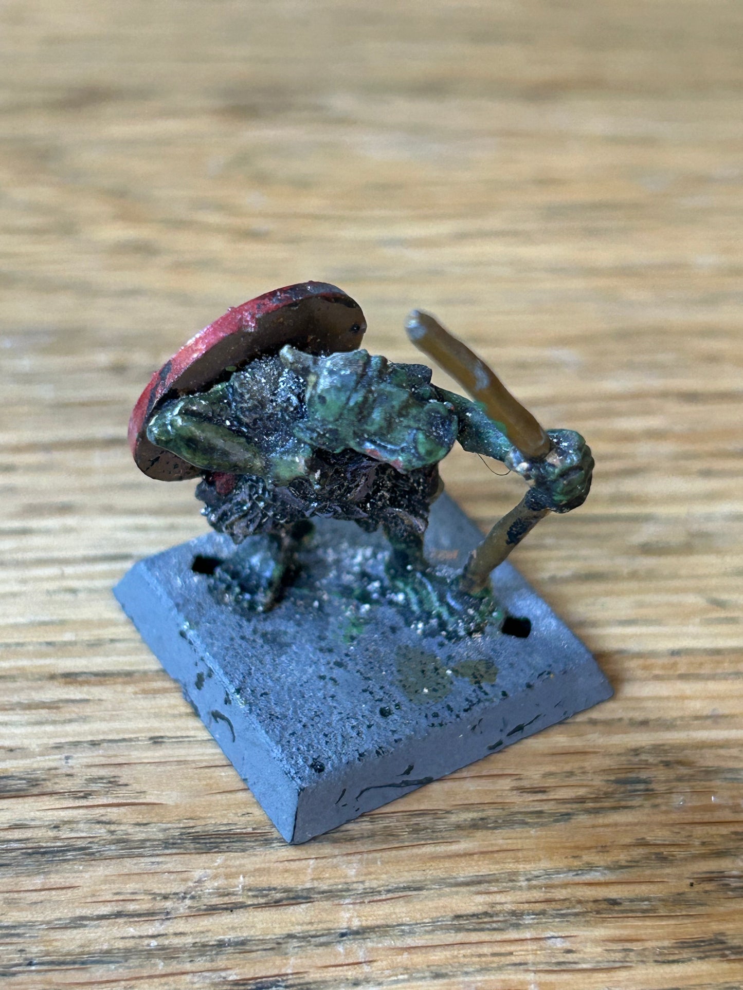 Citadel Warhammer 80s LOTR ME42 Orc of the White Hand Archer