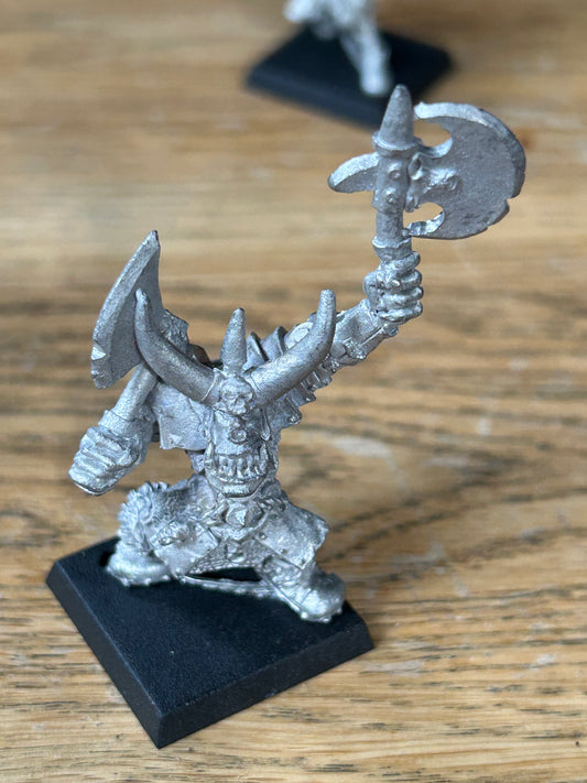 BLACK ORC big boss Metal Orcs Army Warhammer 1990s 
 chaos dwarfs