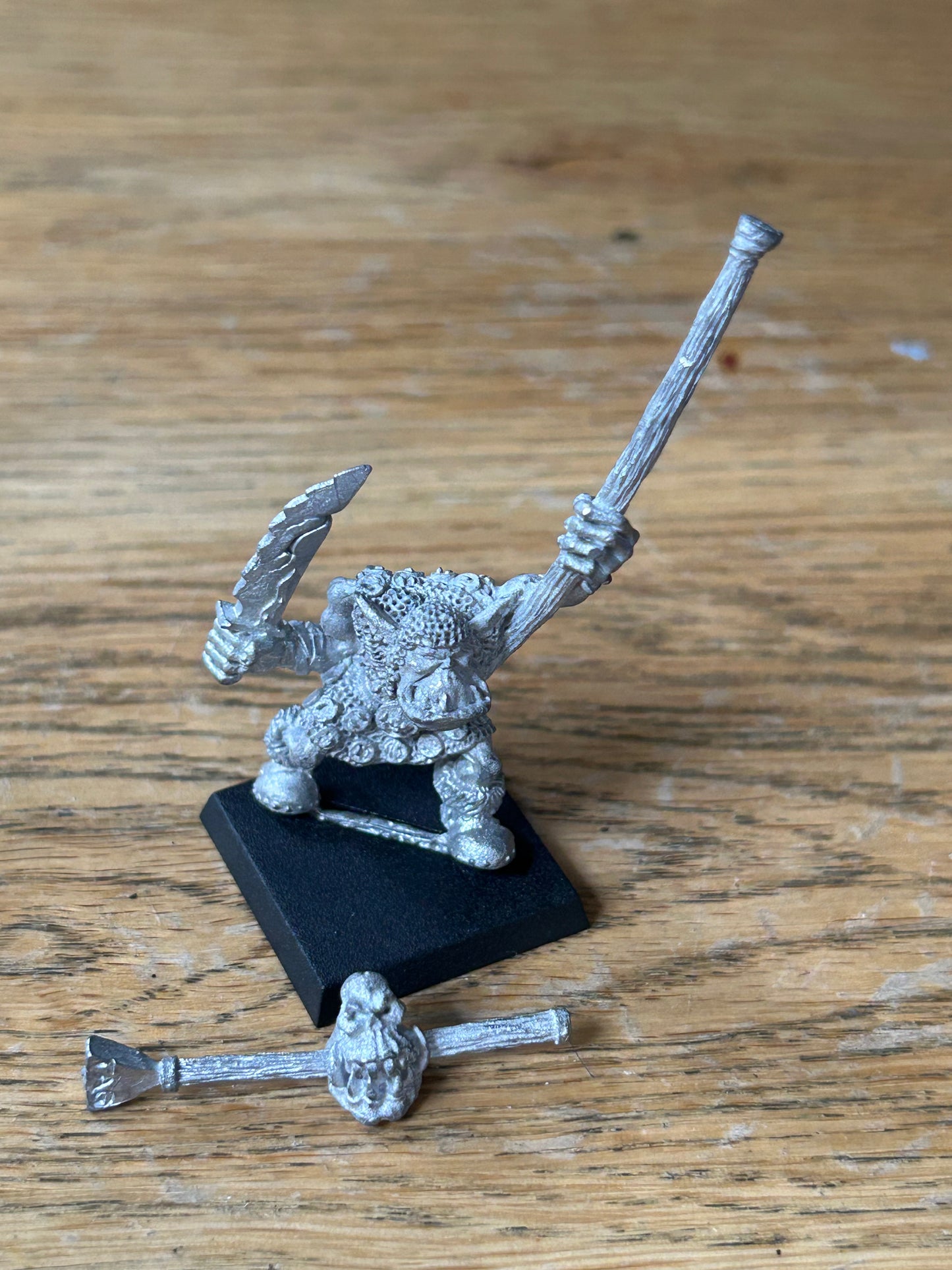Warhammer fantasy orcs orc standard bearer