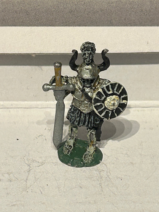 Asgard miniatures skeleton with double handed sword