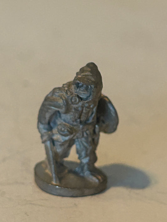 Citadel Chronicle CF27 Halfling Adventurer 1980s metal miniature