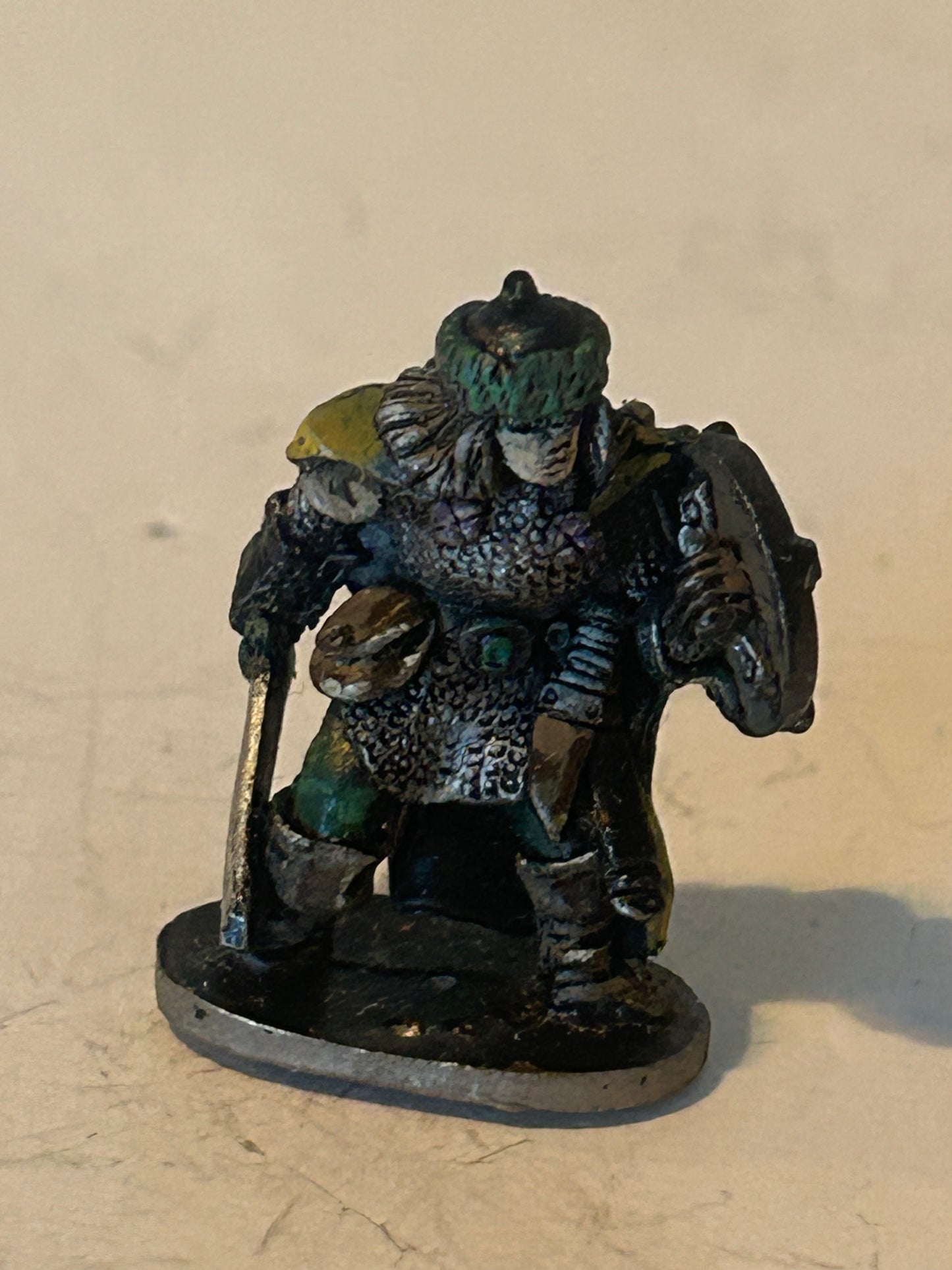 Citadel Chronicle Miniatures Nick Lund CF33 Female Fighter Adventurers Preslotta