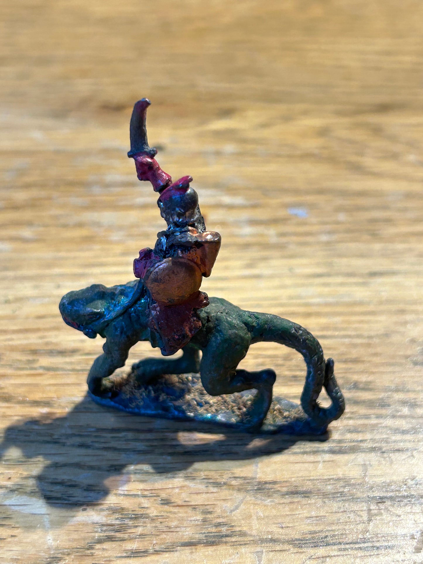 C21 Dark Elf Cold One Rider with raised sword  Metal Warhammer Fantasy