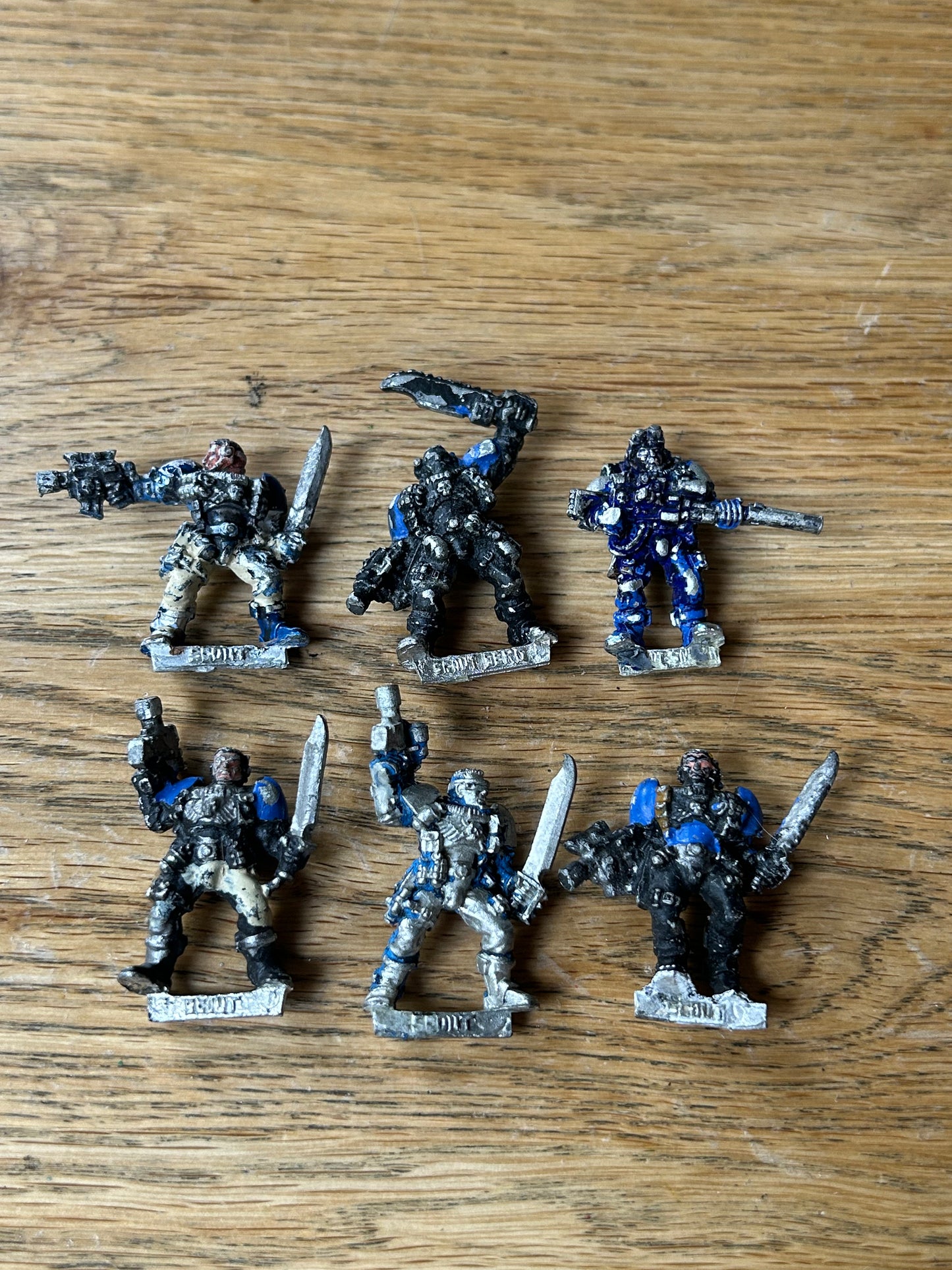 Warhammer 40k space marine scout squad (6 models) all have some wear and need stripping