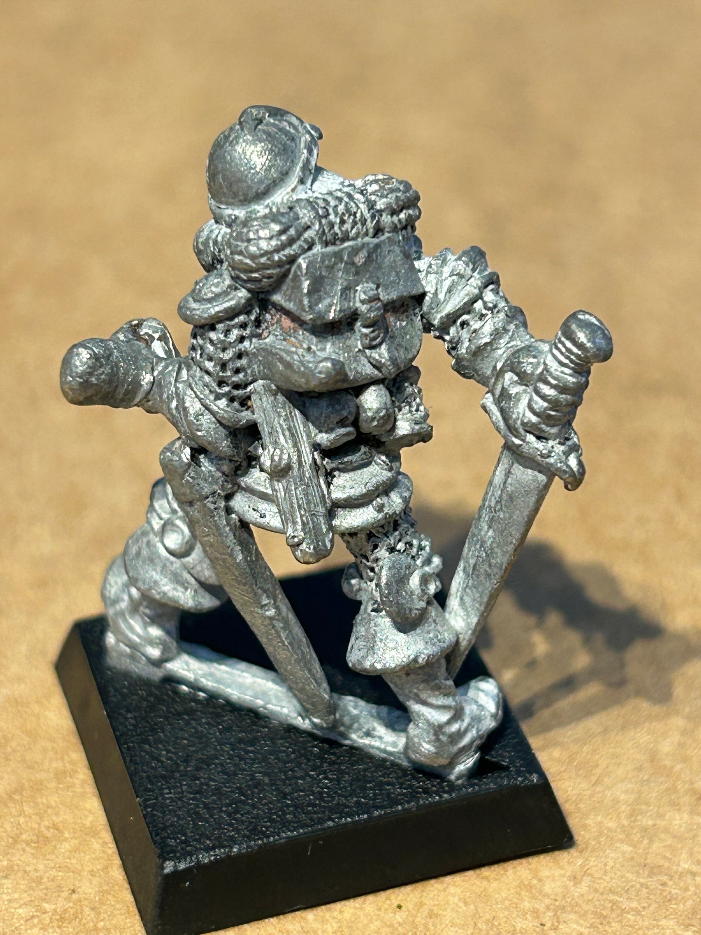 Citadel GW TSR AD&D ADD12 Female Fighter Empire Bretonnian 1980s Metal