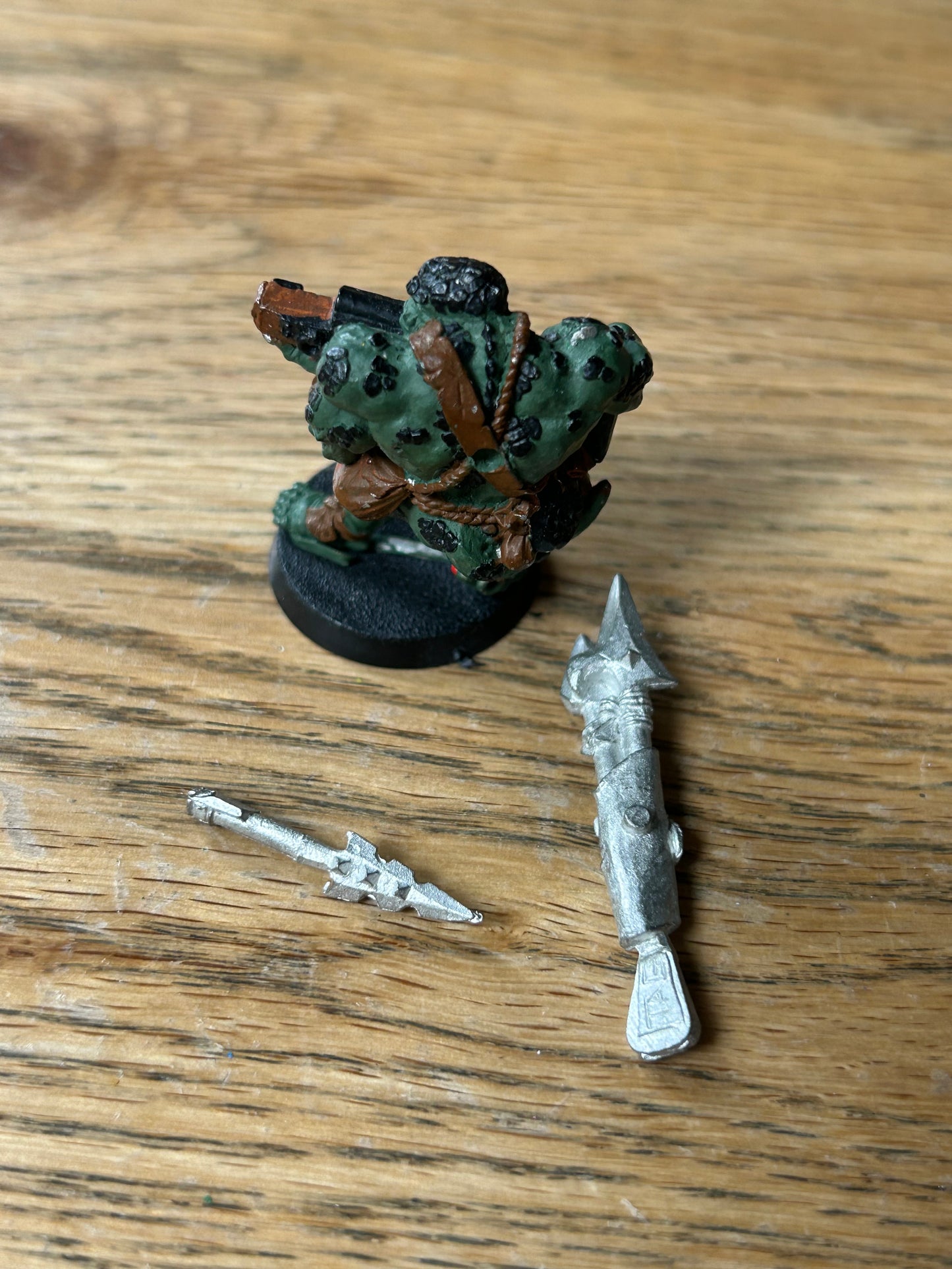 Games Workshop Necromunda Scavvy Scaly with Scatter Cannon Scavvies GW
