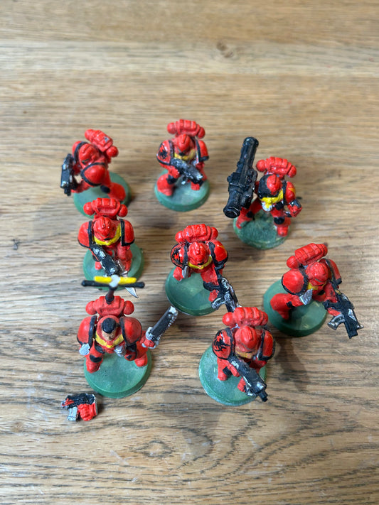 Warhammer 40k second edition tactical marines with heavy and sergeant (sergeant needs hand reattaching as it broke off) 8 marines in total