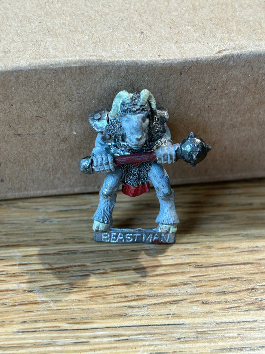 3116 CHAOS BEASTMAN with mace Bob Olley CITADEL WARHAMMER FANTASY THE OLD WORLD WFB Rare warhammer fantasy