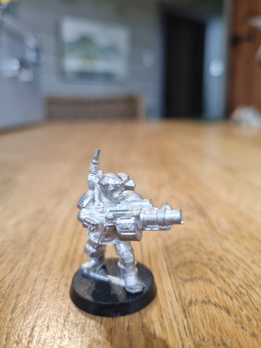 Kasrkin With Grenade Launcher - Imperial Guard - Warhammer 40K Metal