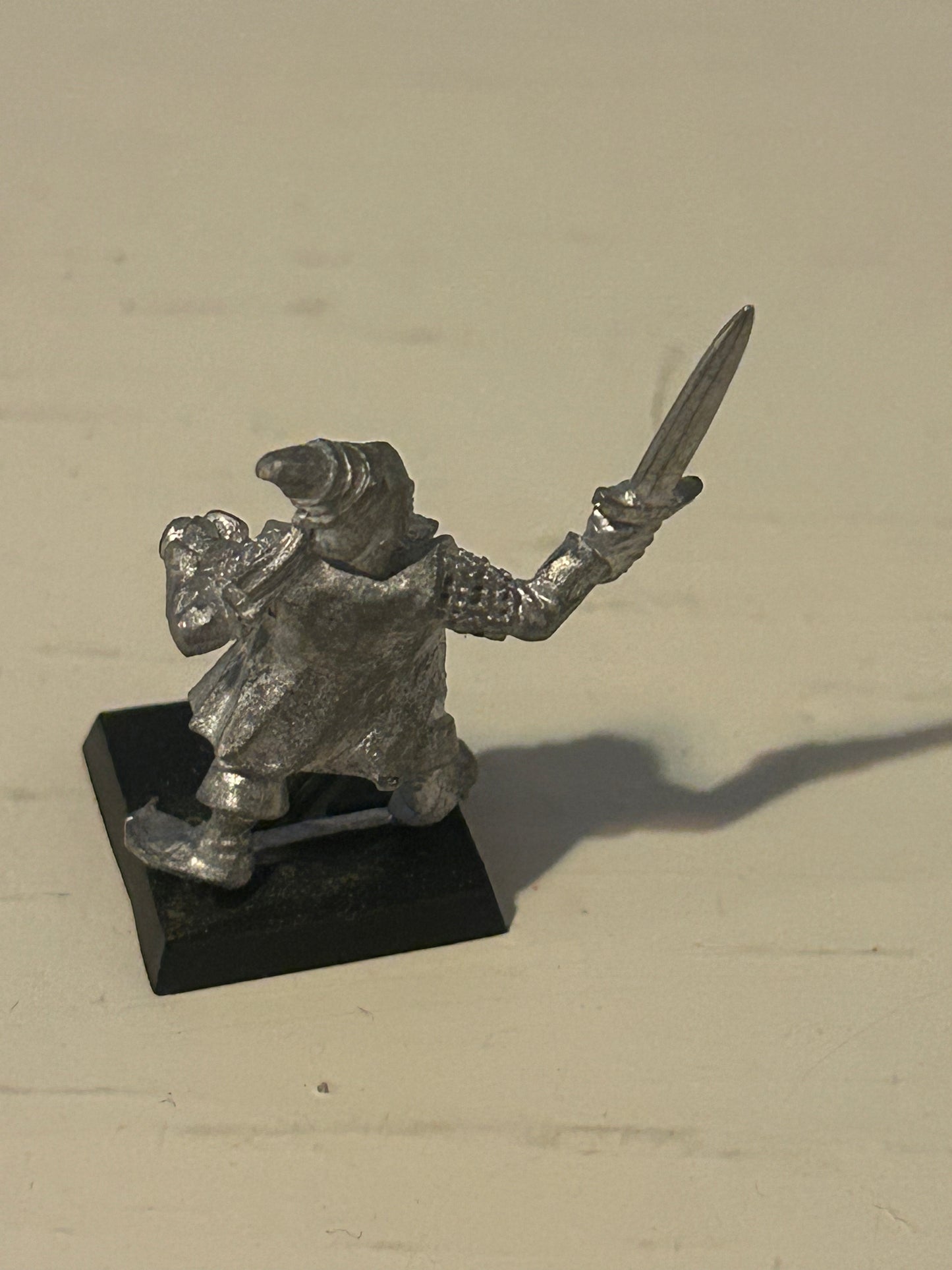 Warhammer fantasy marauder miniatures empire MM60 fighters MM60 28
w. Sword & Shield