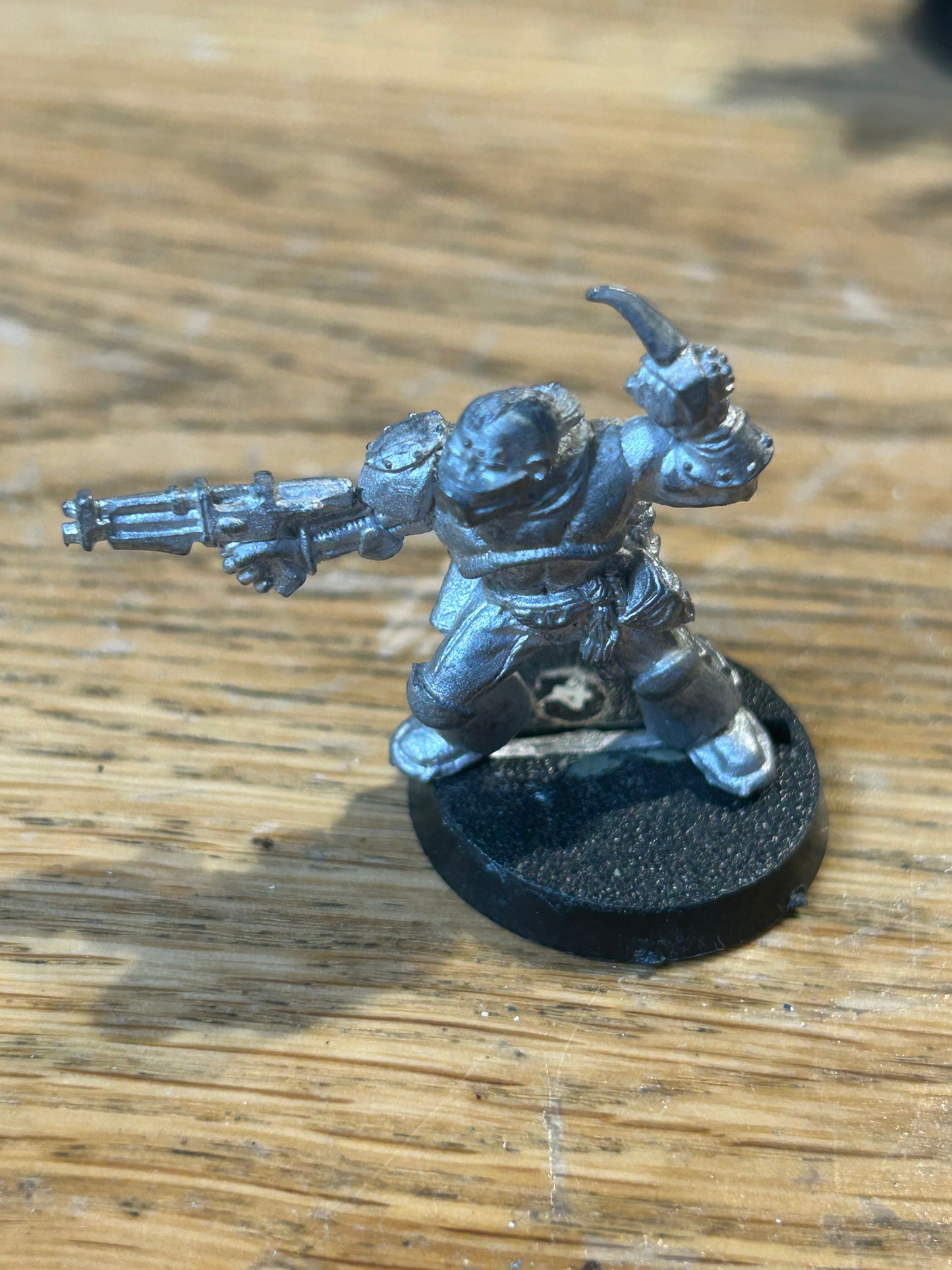 Warhammer 40k Rogue Trader space marine scout with las gun and punch dagger