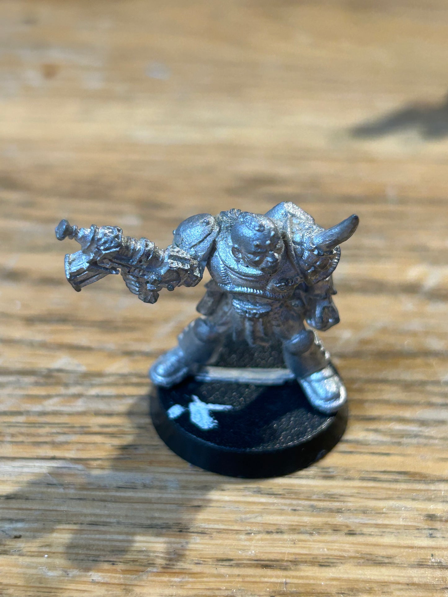 Vintage Space Marine Scout 'Bolter & Horned Shoulder Pad' Rogue Trader Metal