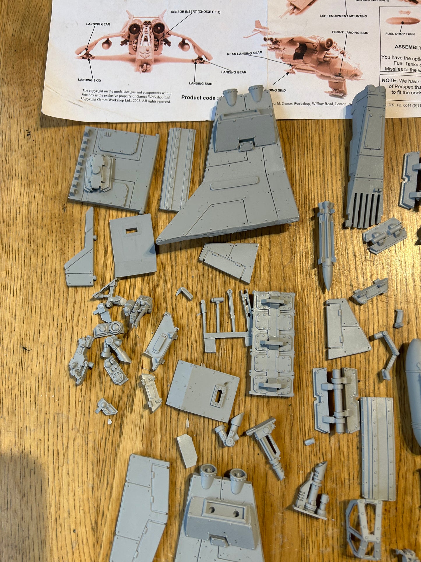 Forgeworld Valkyrie airborne assault carrier and gunners