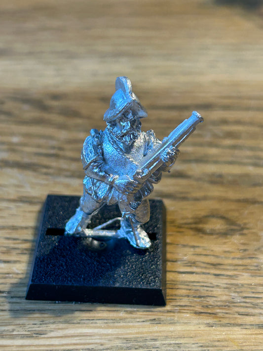 Warhammer fantasy empire estalian handgunner dogs of war