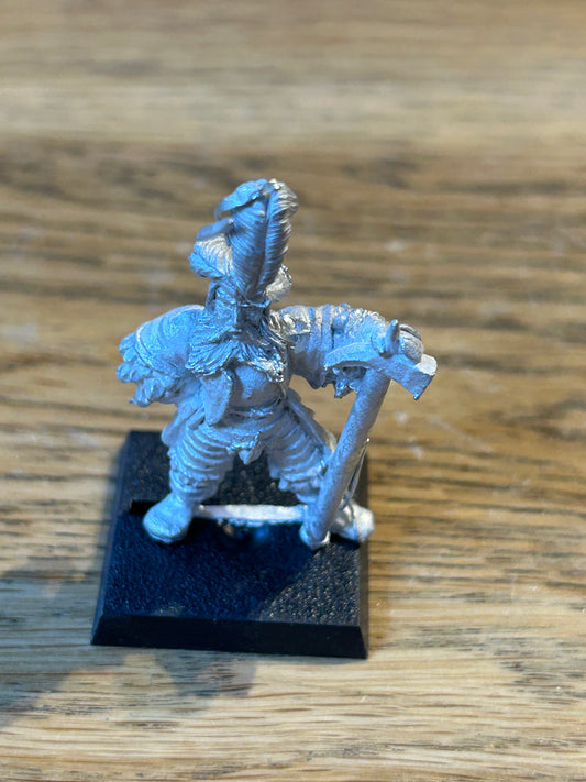 CITADEL WARHAMMER OOP EMPIRE CAPTAIN HERO  with hammer Oldhammer metal
