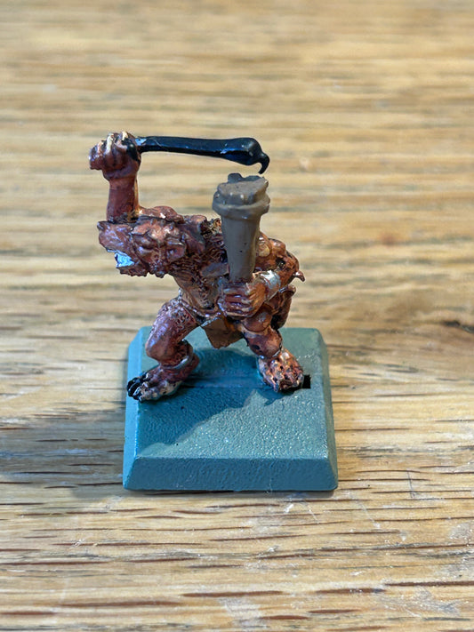 Warhammer fantasy skaven slave with sling
