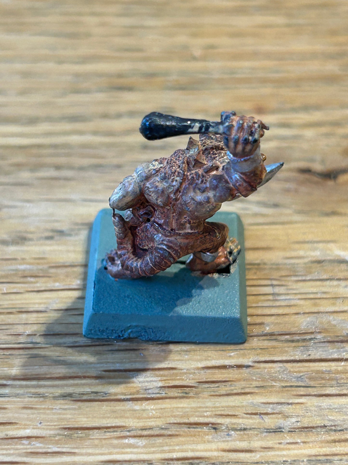 Warhammer fantasy skaven slave with sling