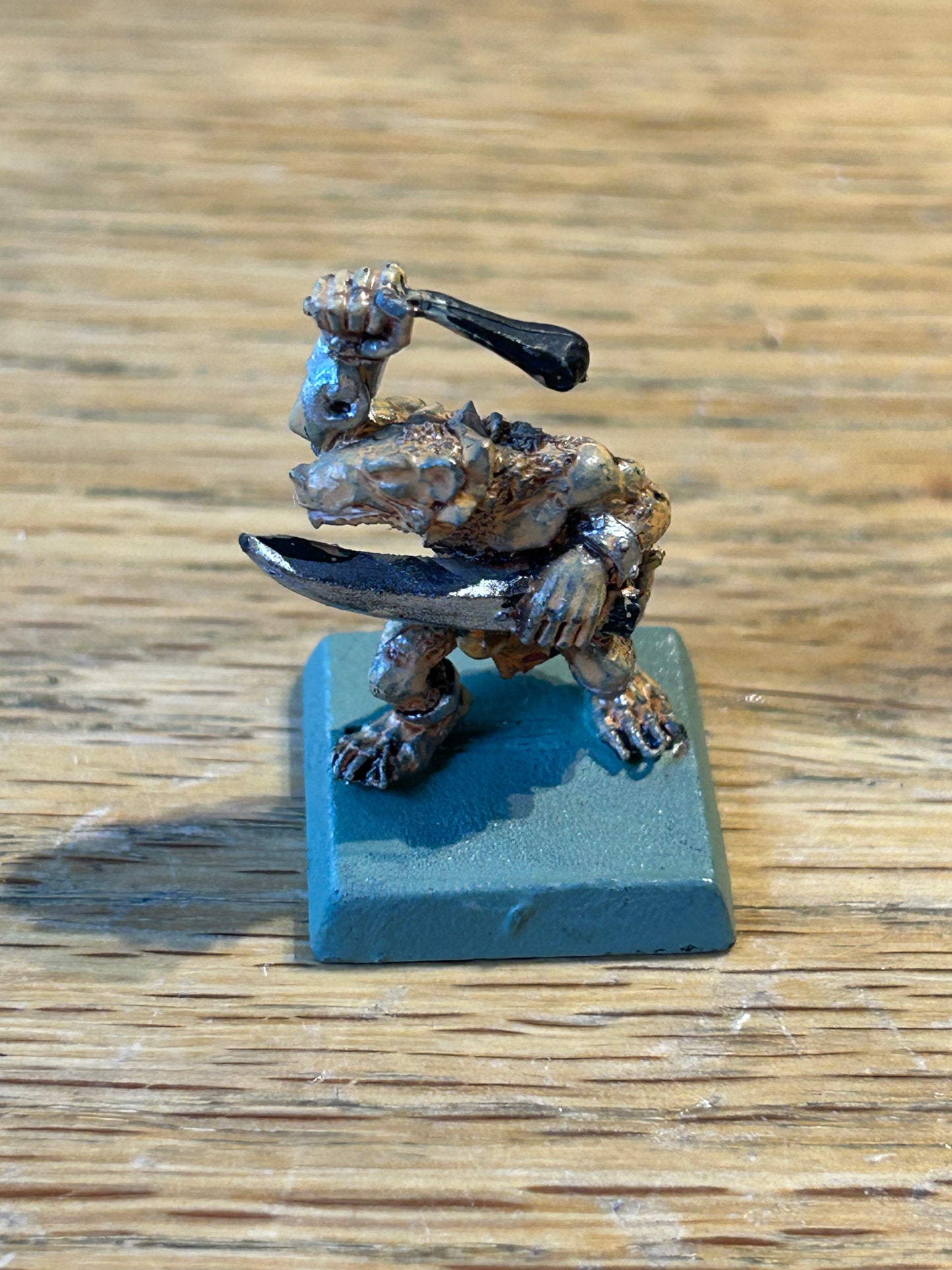 Warhammer fantasy skaven slave with sling