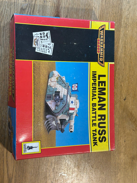 Warhammer 40k Vintage Leman Russ Imperial Battle Tank w/ Red Box 1994