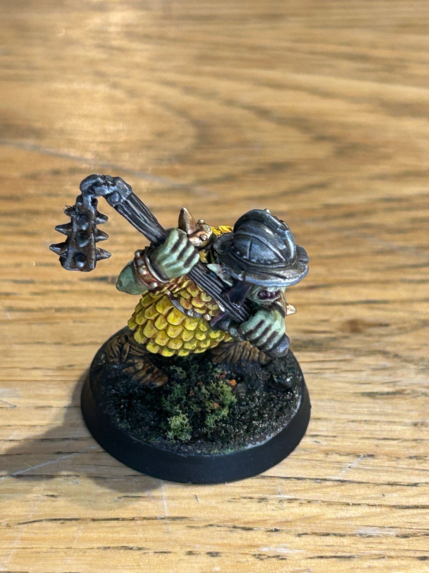 Dragon Bait miniatures goblin with two-handed weapon (well painted)