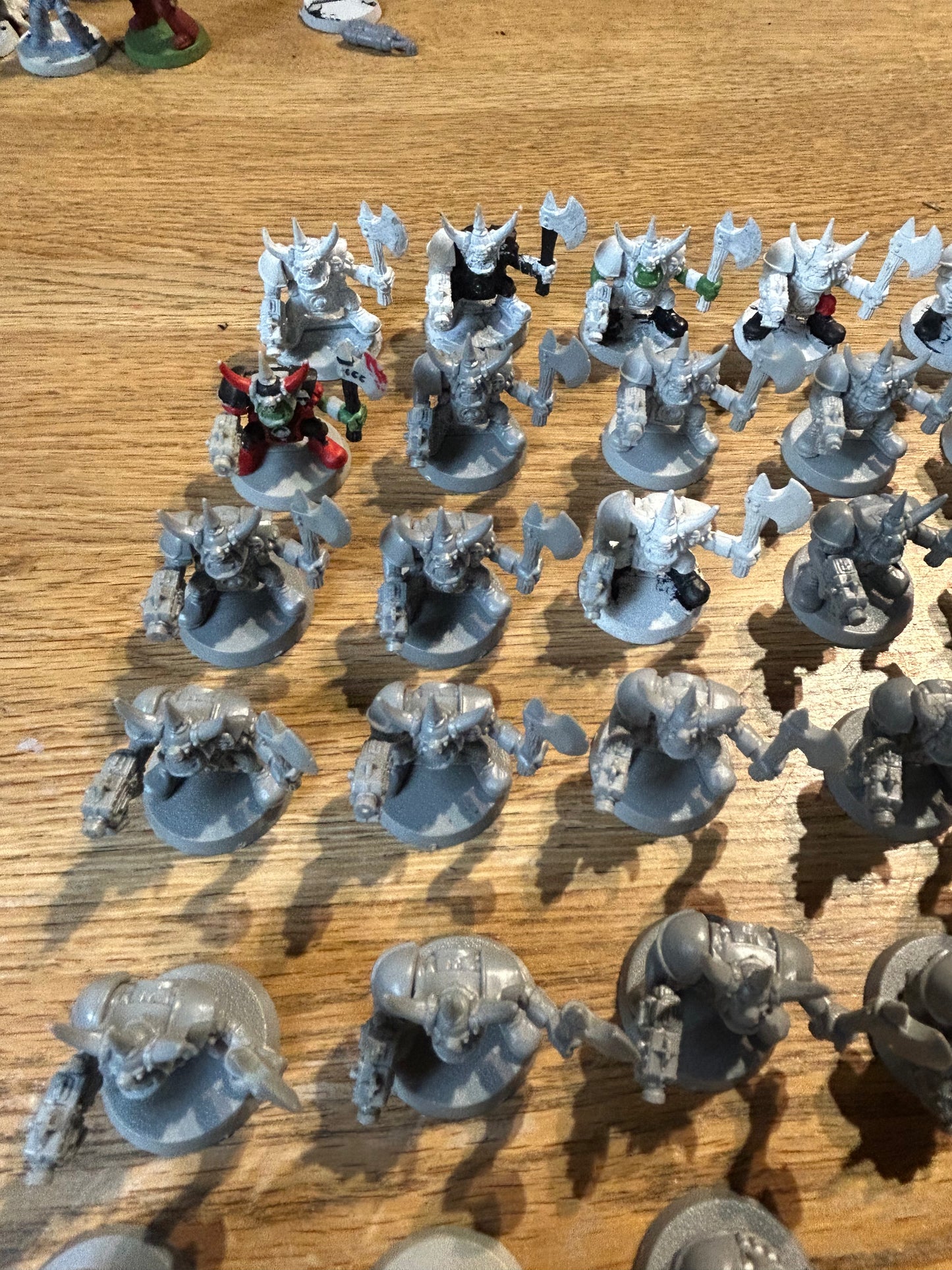 Warhammer 40k plastic monopose goff boyz x 33