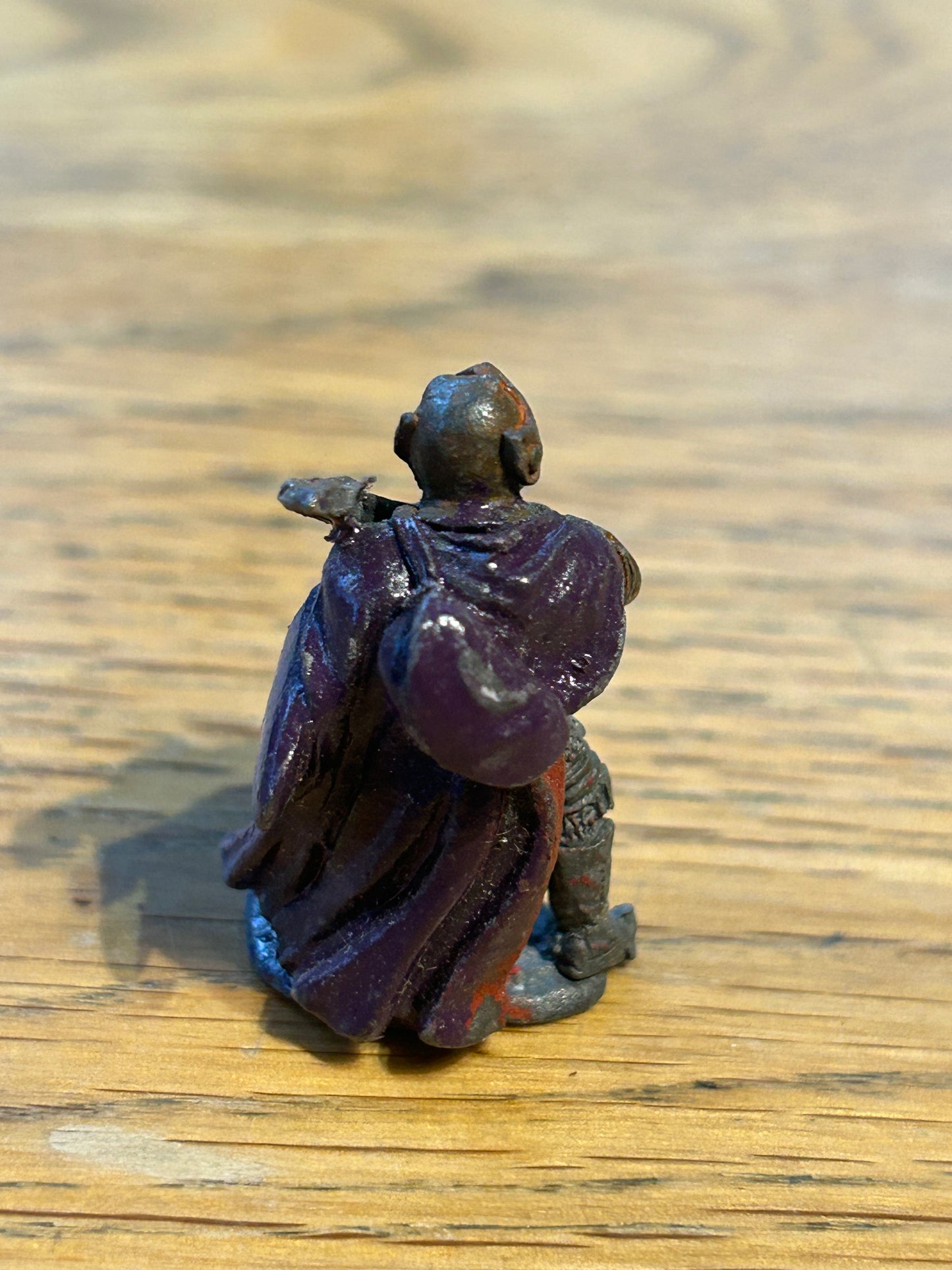 Warhammer fantasy fighters Adventurer w. Plate Mail & Cape c01 (2C-09)