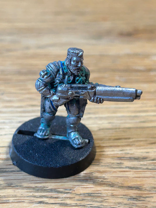 Games Workshop Necromunda Van Saar Ganger with shotgun Metal Figure WH40K OOP