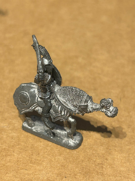 Citadel Warhammer classic 80s pre-slotta C37 Tom Meier Elf mounted
