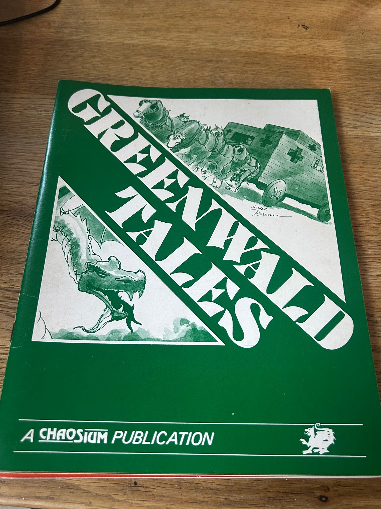 Questworld 9 Gateway Adventures for RuneQuest Chaosium Vintage Board Game Used complete