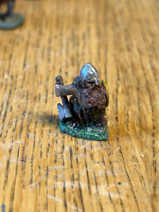 Citadel C06 Northern Dwarf Nascar Aruz / Angar Yellow Metal Miniature Pre Slotta