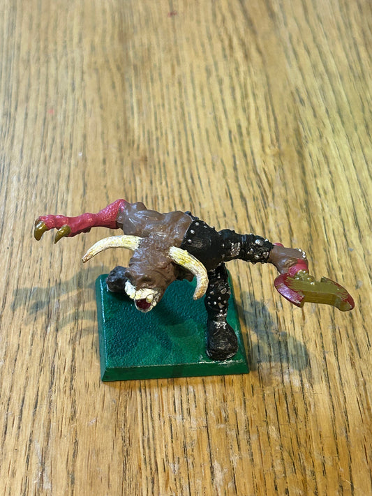 Realm Of Chaos Minotaur Lord C34 Sir Loin Foulbreath Metal Citadel (roaring head version)