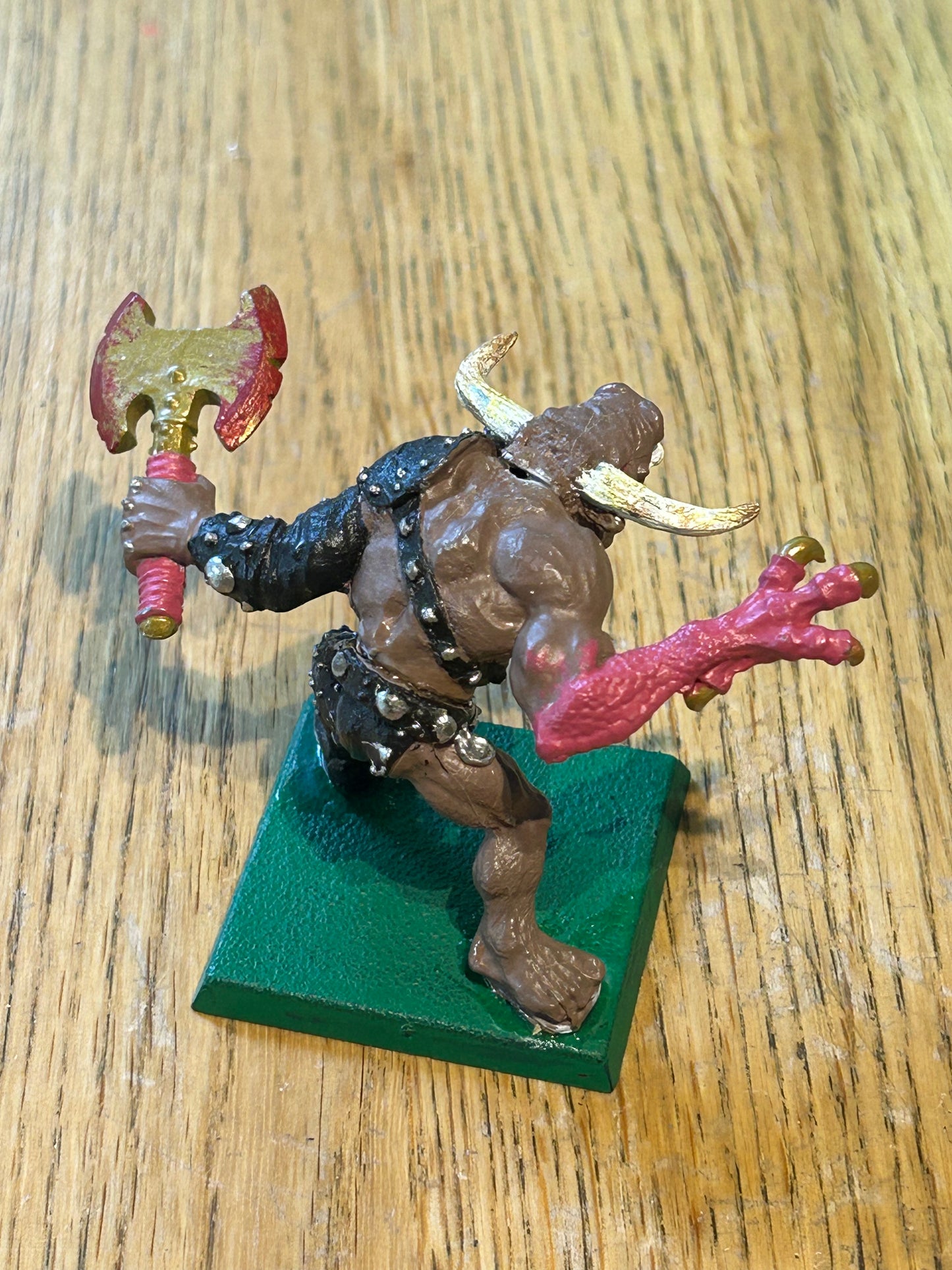 Realm Of Chaos Minotaur Lord C34 Sir Loin Foulbreath Metal Citadel (roaring head version)