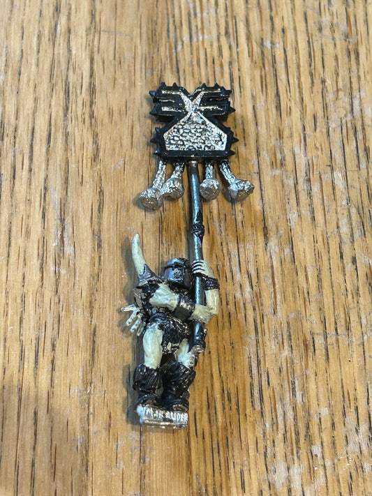 Warhammer 1997 Chaos Marauder Command Group Standard Bearer Banner Metal (I think the banner top has been changed)