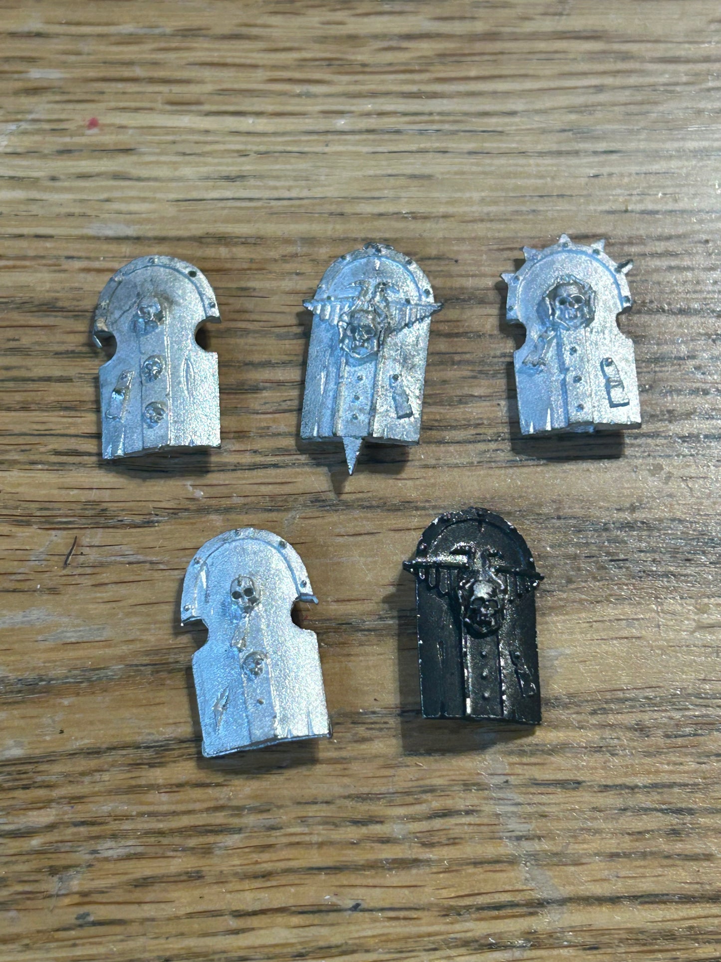 Warhammer fantasy metal Tomb Kings shields x5