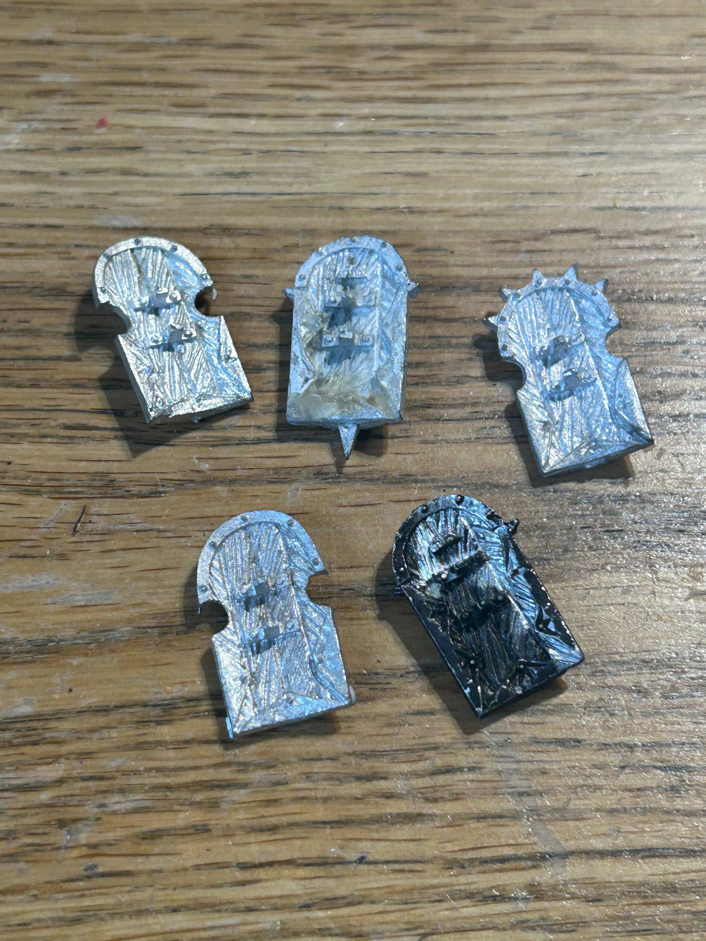 Warhammer fantasy metal Tomb Kings shields x5
