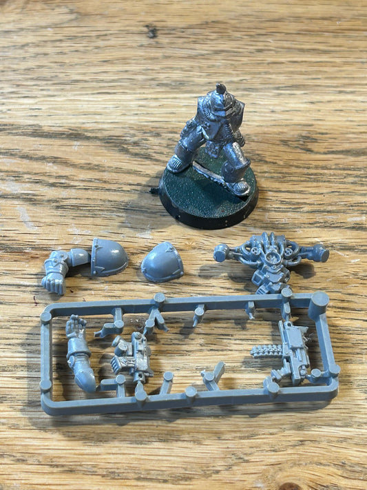Nurgle Plague Marine 2nd edition  With bolter, Citadel Metal OOP