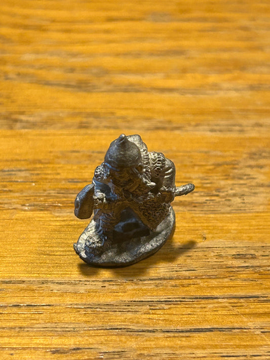C06/1bDwarf w. Two-handed Hammer Pre Slotta C06 dwarf Adventurer Citadel GW Bombard orc cleaver