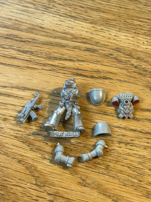 Games Workshop Warhammer 40k Space Wolves Blood Claw  1992 Marine Metal