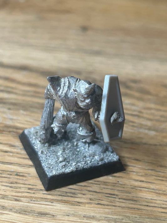 Citadel CH7 Chaos Thug Spikehead Warhammer Fantasy Realms of Games Workshop Club
