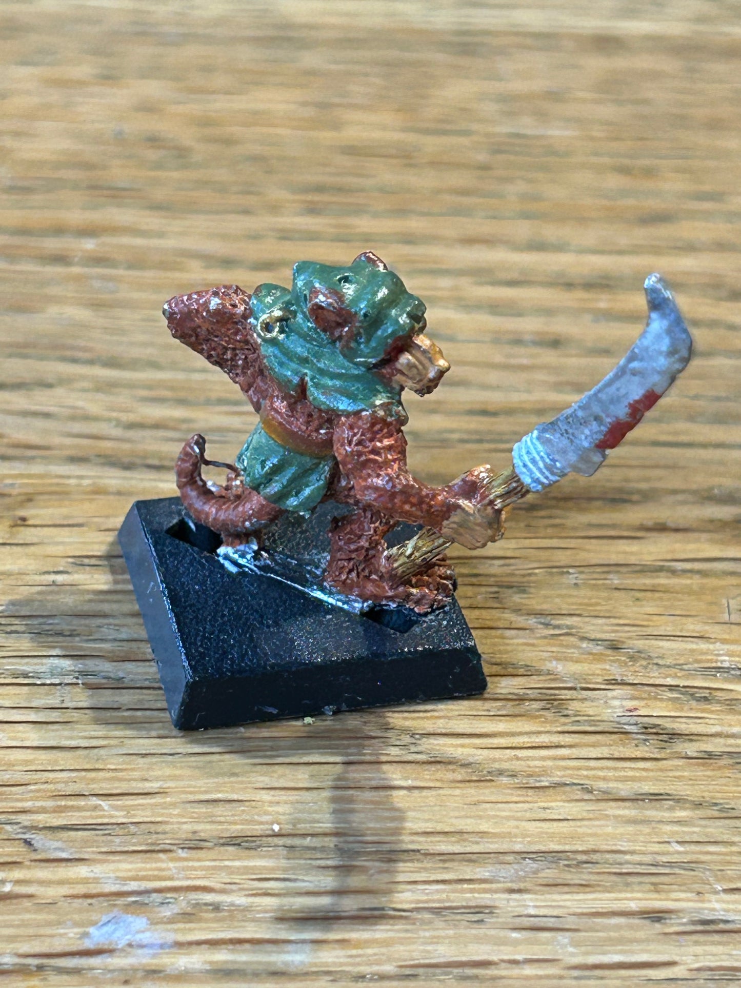 Warhammer fantasy skaven clanrat or slave with halberd ssnik c47