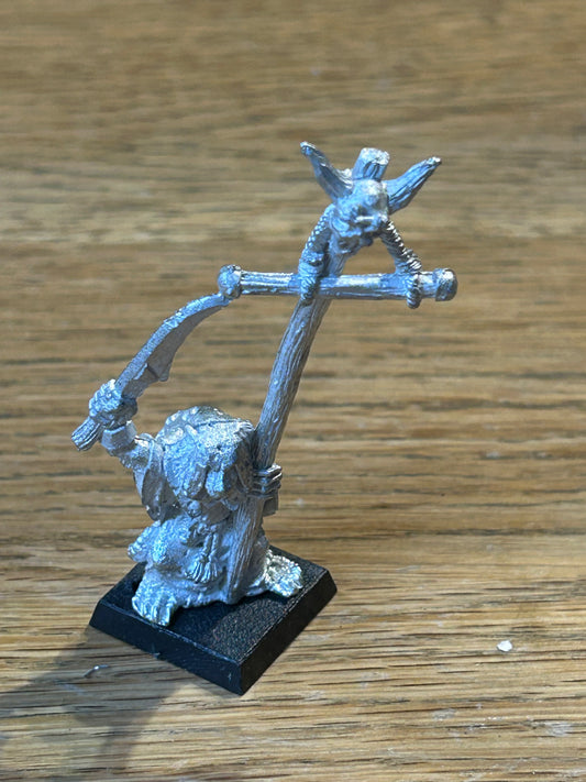 Skaven Plague Monk standard bearer Warhammer Fantasy Marauder miniatures