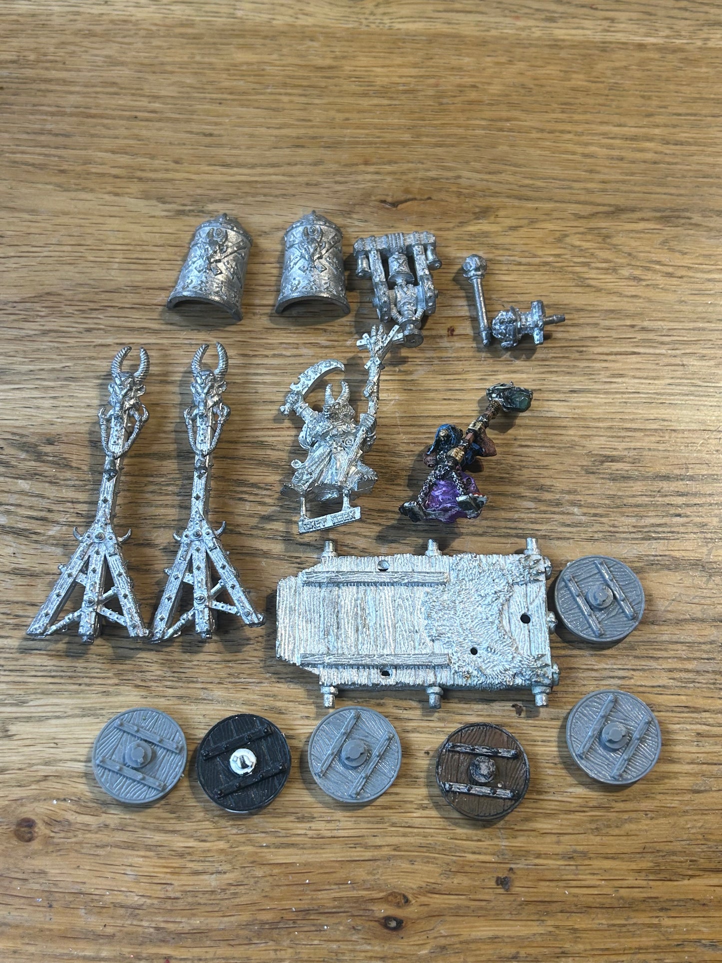 Warhammer Fantasy Old World  skaven screaming bell