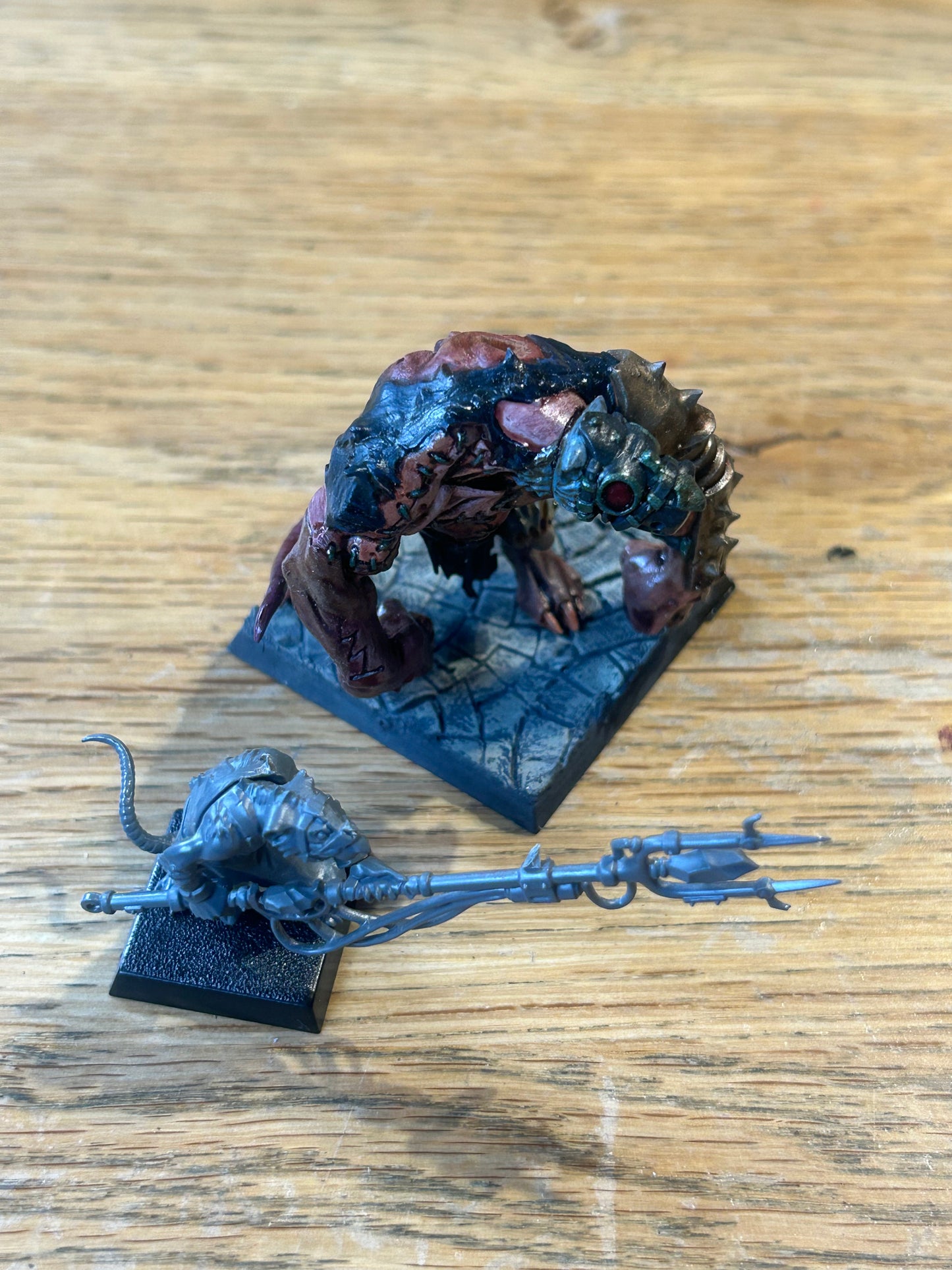 Island of Blood Rat Ogre and Handler Skaven Plastic